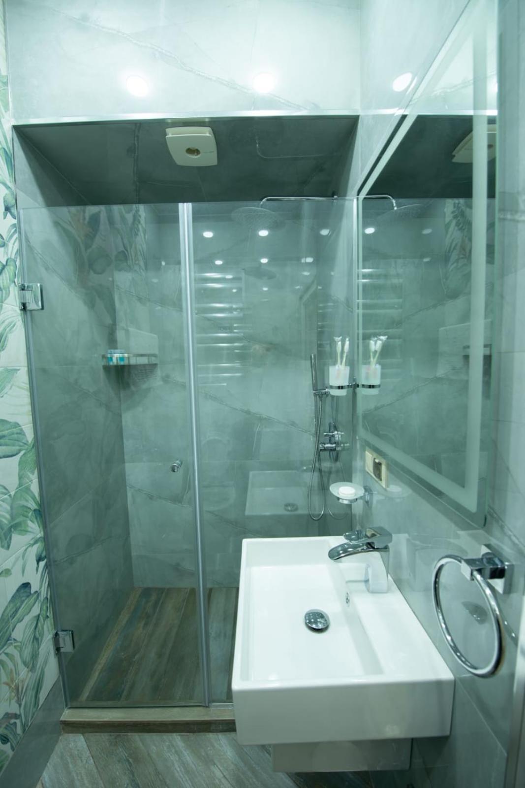 Marita Hotel Тбилиси Экстерьер фото