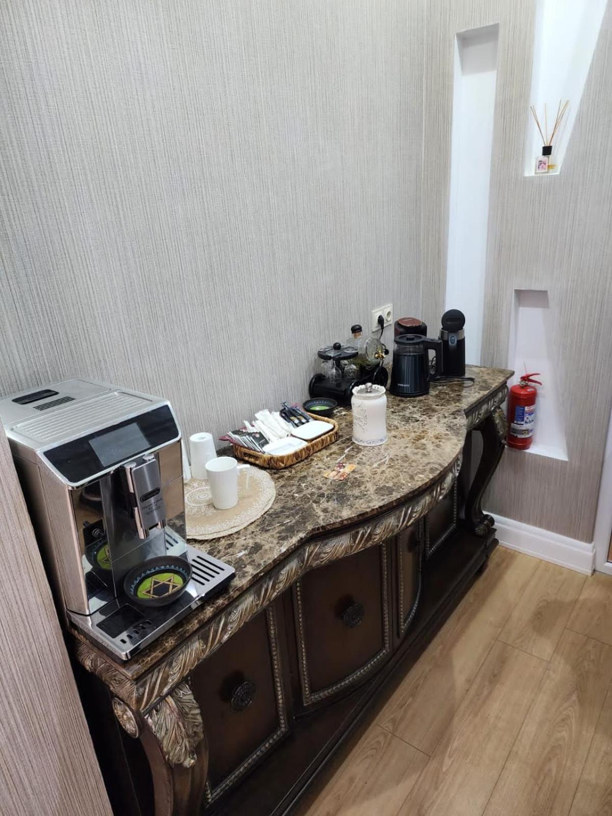 Marita Hotel Тбилиси Экстерьер фото