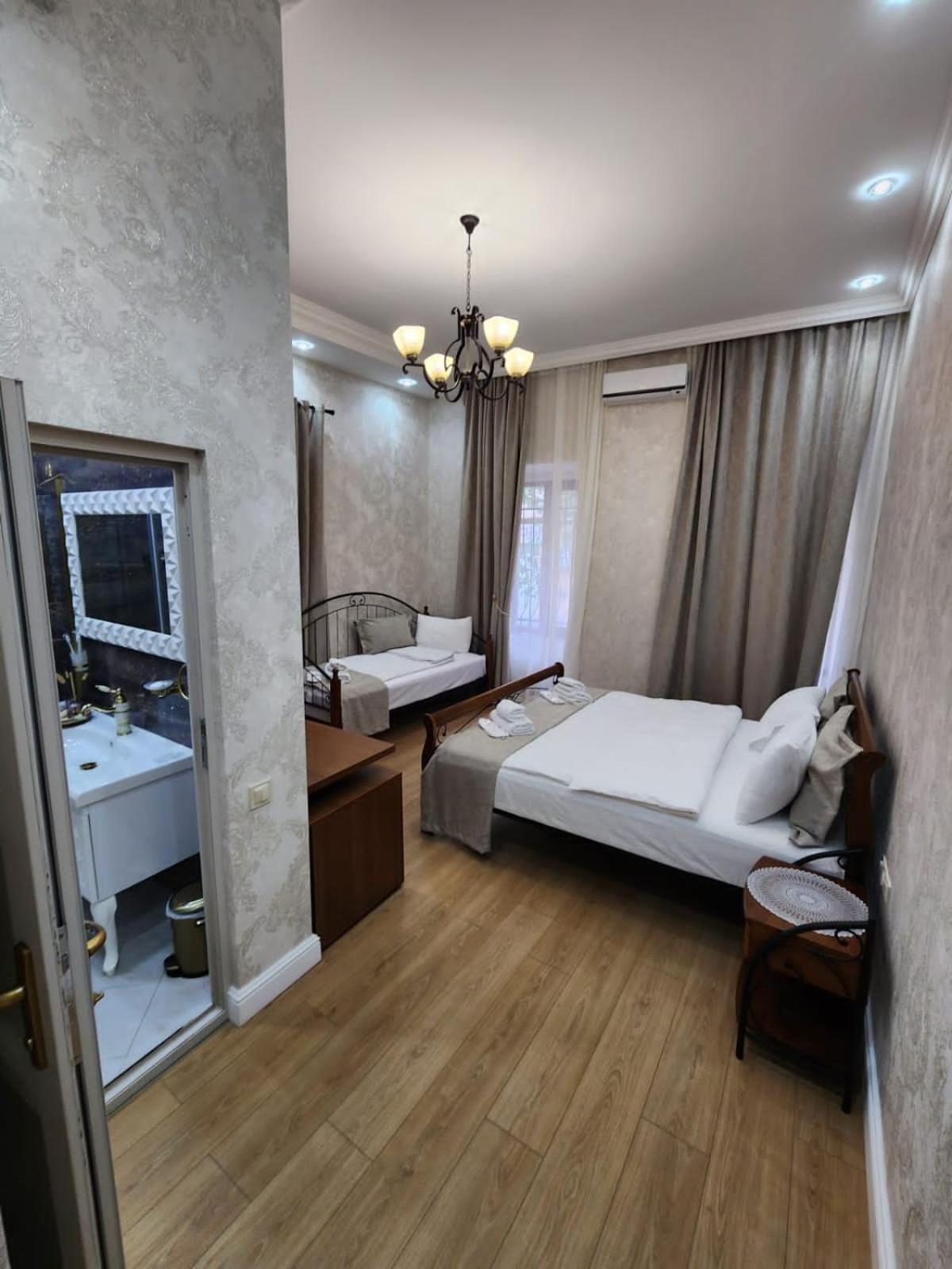 Marita Hotel Тбилиси Экстерьер фото